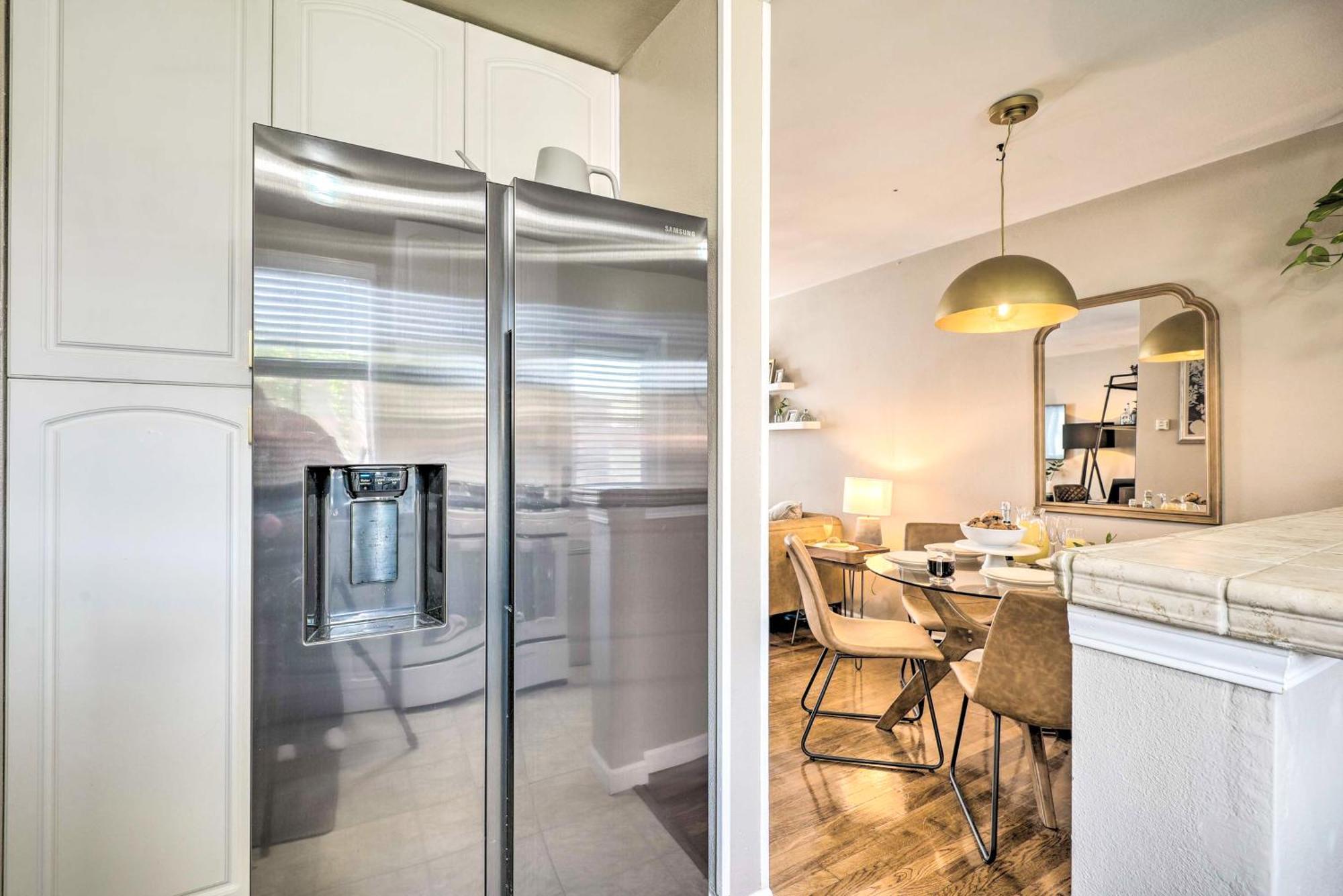 Stylish And Modern Burbank Gem With Private Yard!ヴィラ エクステリア 写真